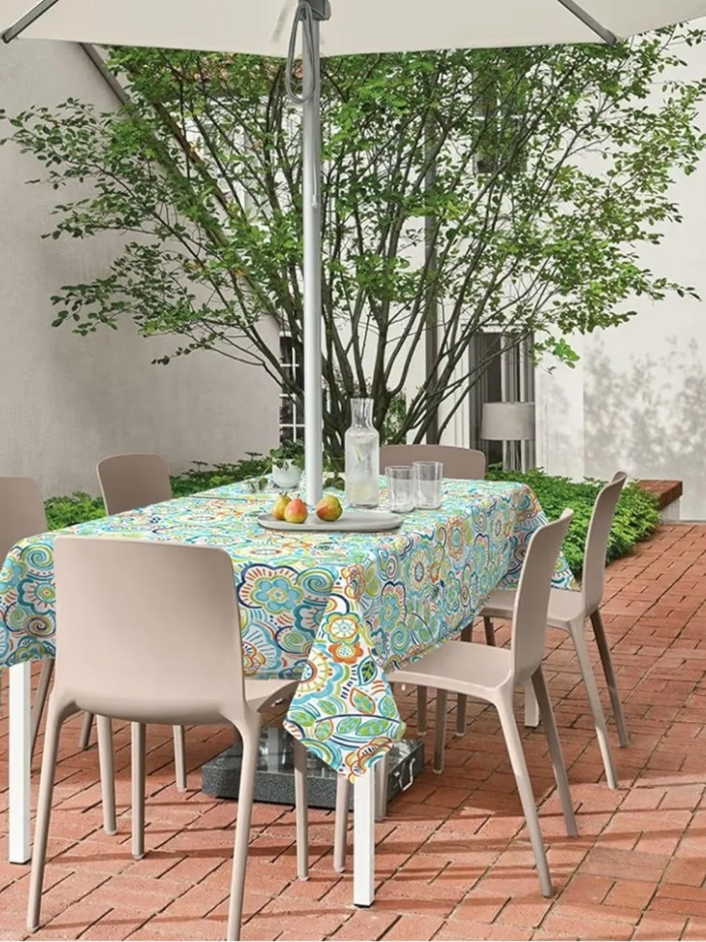Outdoor Tablecloth With Umbrella Hole And Zipper